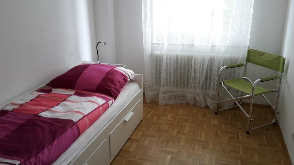 Schoene Ferien Und Messewohnung Naehe Duesseldorf Und Koeln Haan